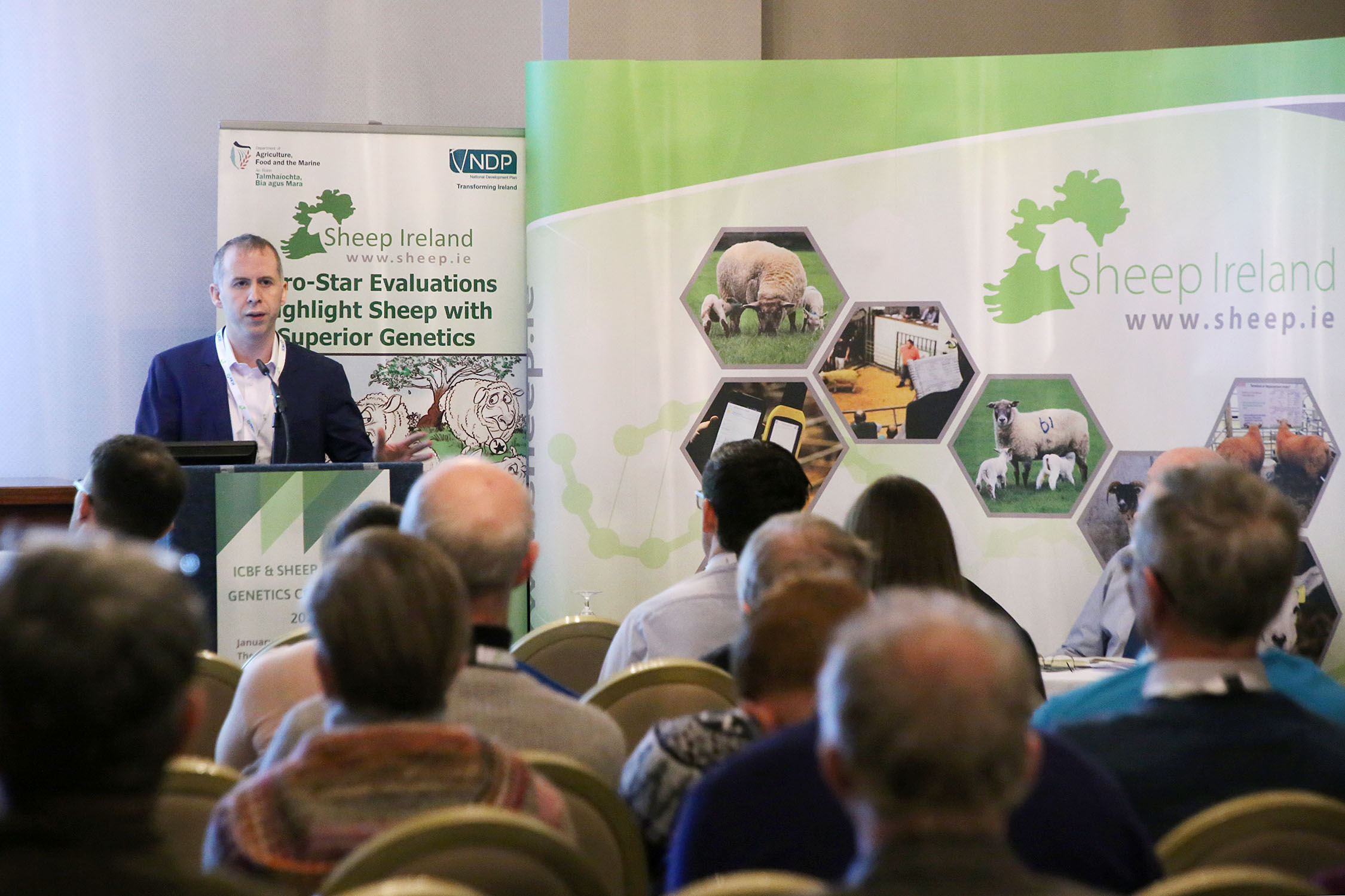 You are currently viewing “How can twins have completely different genetics?” Dr. Donagh Berry, Teagasc